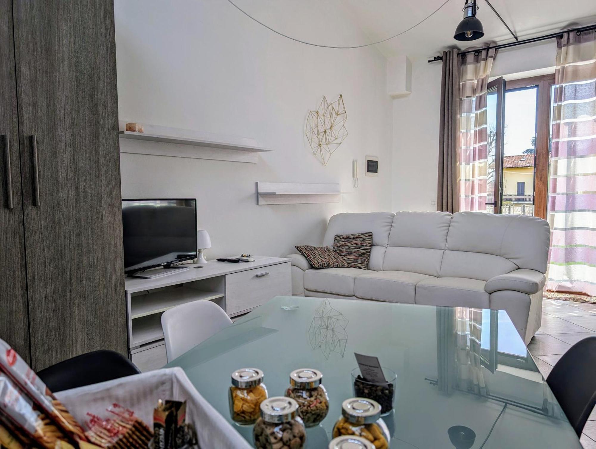 Paradeisos Residence Sas Сомма-Ломбардо Экстерьер фото